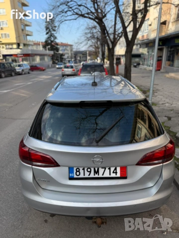Opel Astra 1.2 Turbo 2021г • Камера • Парктроник • Facelift, снимка 6 - Автомобили и джипове - 53407799