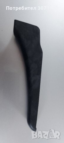 Част от интериора на багажника за Мерцедес W124 OM-124 758 00 29, снимка 3 - Части - 41228825