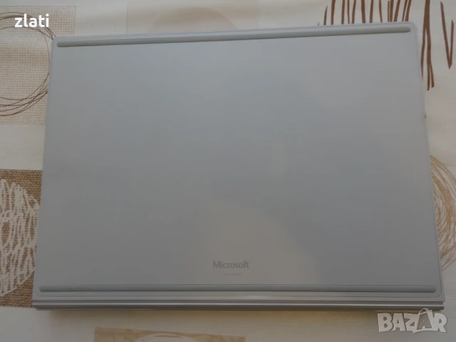 Microsoft Surface Book Gen 1- i7-6600U/RAM 16GB/SSD 512GB/резолюция 3000x2000 с Пукнат екран, снимка 6 - Лаптопи за дома - 50467352