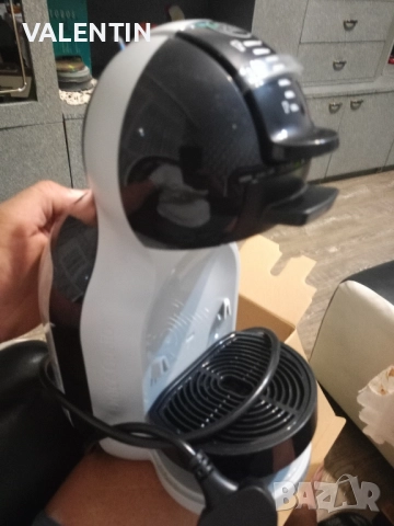 кафе машина с капсоли , снимка 2 - Кафемашини - 51790304