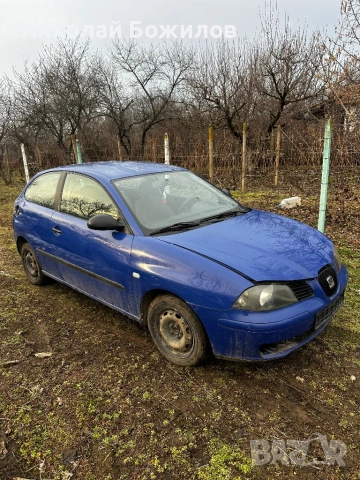Продавам Seat Ibiza 1.4-75 кс 2004 НА ЧАСТИ , снимка 2 - Автомобили и джипове - 53186171