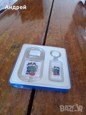 Стари сувенири,ключодържател,отварачка