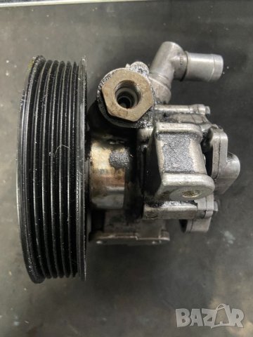 Хидравлична помпа мерцедес е класа ц класа w203 w211 w209 e класа ц класа цлк 2.2 дизел 200 220 дизе, снимка 1