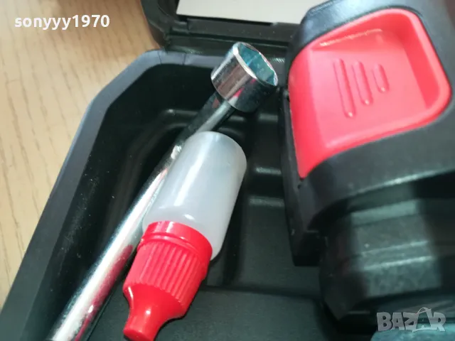 ЛОЗАРСКИ НОЖИЦИ LI-ION BATTERY X2+CHARGER 0602251151, снимка 7 - Градински инструменти - 48990383