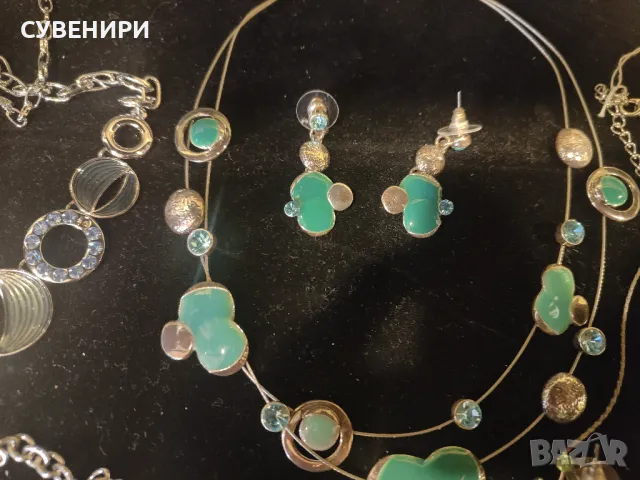 Колие с обеци, снимка 4 - Бижутерийни комплекти - 48326239