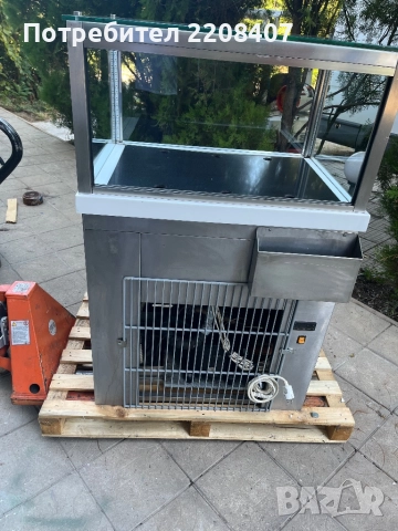 Хладилна витрина , снимка 2 - Хладилни витрини и фризери - 51605026