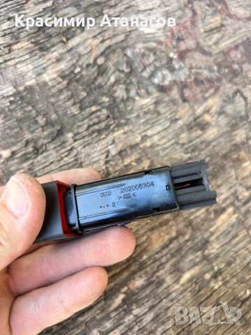 202005304. Бутон аварийни светлини за Шевролет Каптива 2007г. , снимка 3 - Части - 51446607