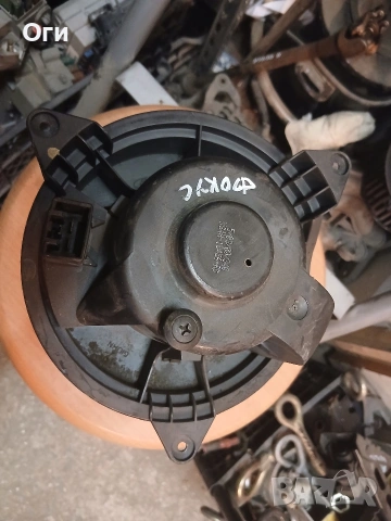 Моторче парно за Форд Фокус 99-04г. XS4H-18456-AD