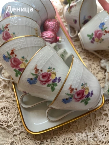 Hutschenreuther Dresden.  Всяка чаша е бижу⚜️ Нежна, прозирна, букети цъфтят върху бял порцелан. , снимка 5 - Чаши - 52952268