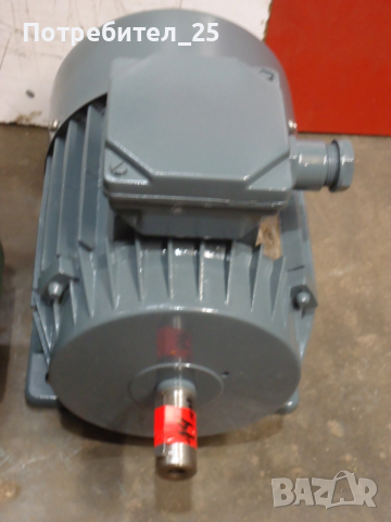 Трифазни ел.мотори 0.55KW - 1400 об/мин., снимка 4 - Електродвигатели - 52970063