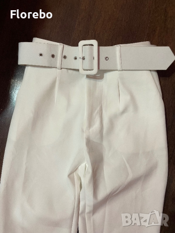 Бял панталон с колан, снимка 2 - Панталони - 44604015