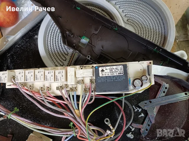 керамичен плот  Siemens за части, снимка 9 - Печки, фурни - 55815578