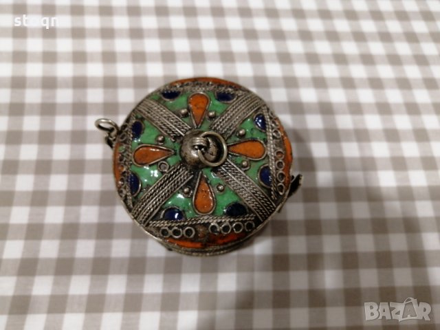 Сачанена гривна емайл, снимка 6 - Антикварни и старинни предмети - 35793326