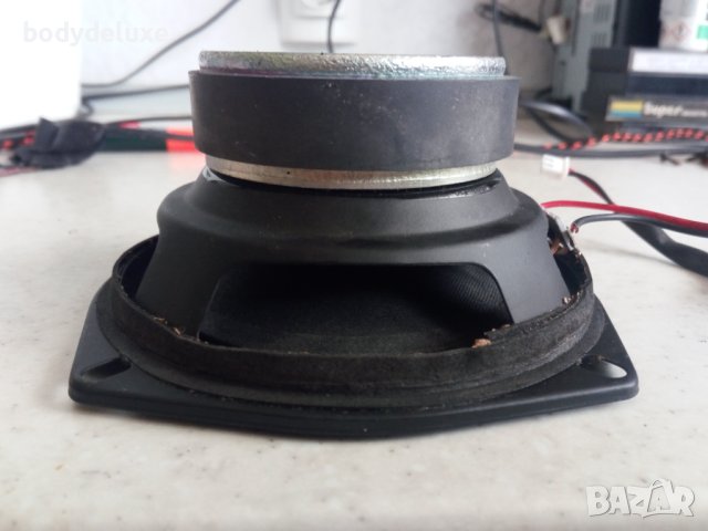 басов говорител, снимка 2 - Тонколони - 41118285