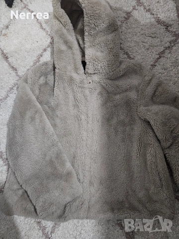 Яке от косъм на Stradivarius, снимка 2 - Палта, манта - 52656853