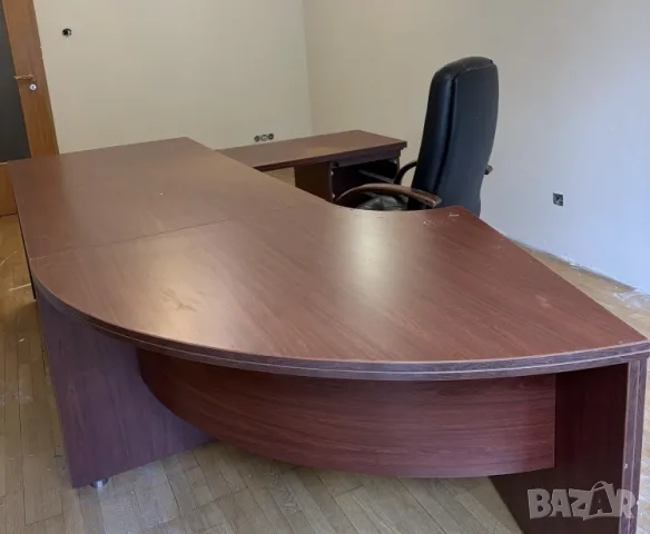 Голямо президентско бюро с приставка за посетители, снимка 8 - Бюра - 56228074