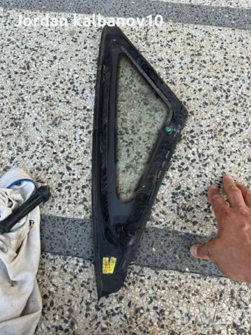 Дясно малко триъгълно задно стъкло на Ауди Audi A8 D4 H4 Long само за 80Eur., снимка 6 - Части - 53305526