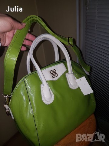 нова чанта на Живанши, снимка 2 - Чанти - 34240203