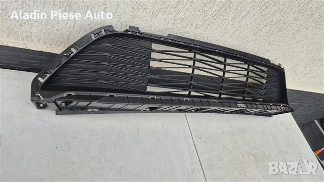 Долна решетка предна броня Kia Ceed Facelift година 2023 2024 2025 код 86560J7DAO, 86560-J7DAO , снимка 2 - Аксесоари и консумативи - 52522828