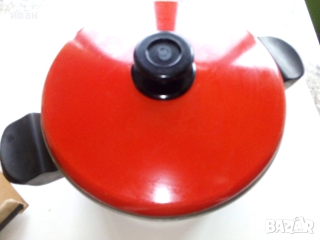 Тенджера емайлирана,тефлонирана произведен в ПГИ "Одесос" Варна, снимка 10 - Колекции - 53085746