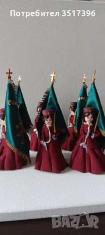 Кукла сувенир - ръчно изработена дървена кукла "Райна Княгиня", снимка 2 - Статуетки - 50671915