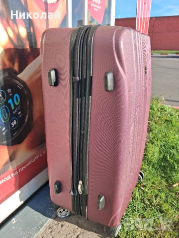 Куфар с колелца голям , снимка 3 - Куфари - 52708235