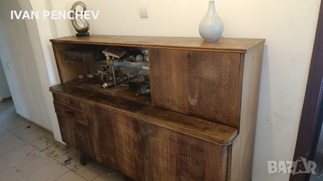 Продавам 2 бр старинни шкафове , снимка 2 - Бюфети - 51520603
