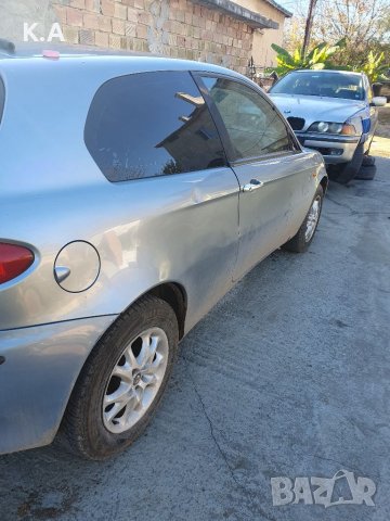 Alfa Romeo 147 1.6 twinspark- НА ЧАСТИ , снимка 4 - Автомобили и джипове - 38916317