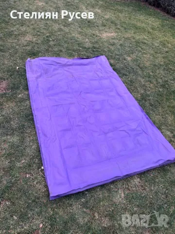стар надуваем дюшек / матрак  130/200 см цена 20лв -стар здрав брезент / платнище , тежи около 5кг, , снимка 1