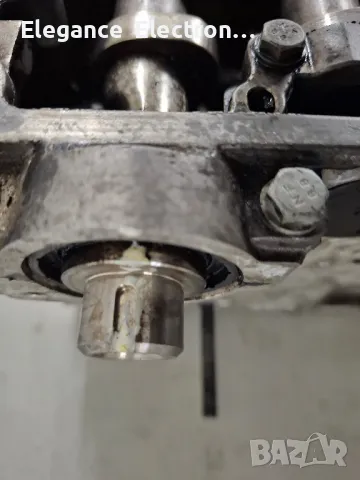 Цилиндрова глава Обурудвана. За Vw touran, Golf, passat. Audi. Seat. 2.0.tdi 140 к.с. 03L103373j , снимка 8 - Части - 47970155