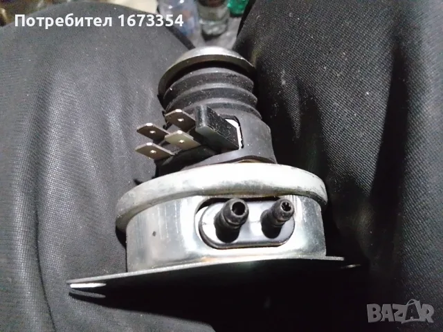 Ключ+помпа+лампа, снимка 8 - Части - 56261268