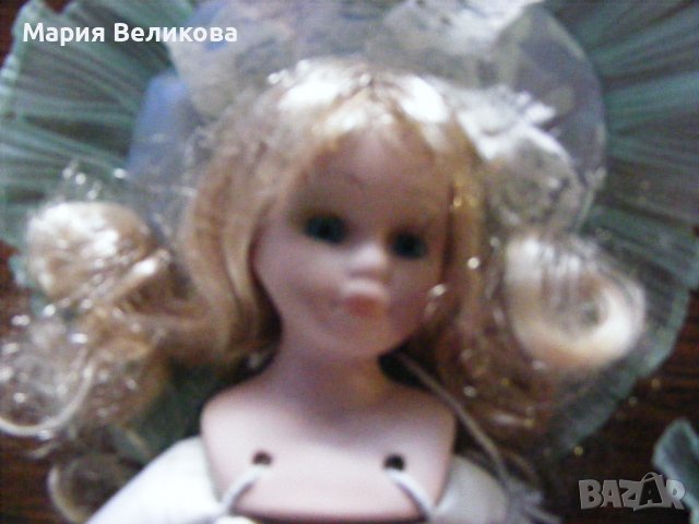 Малка порцеланова кукличка, снимка 5 - Колекции - 39265996