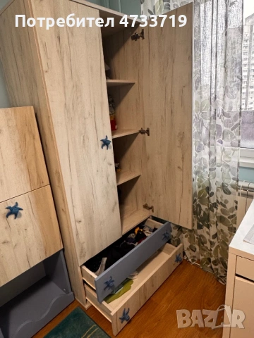 Гардероб двукрил , снимка 2 - Гардероби - 53827376