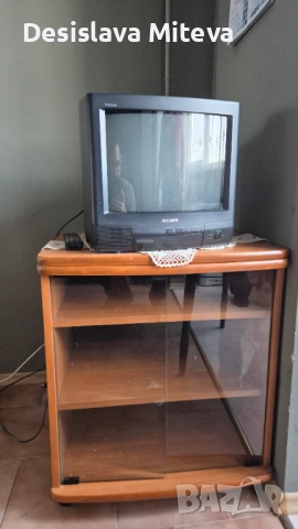 Шкаф за телевизор