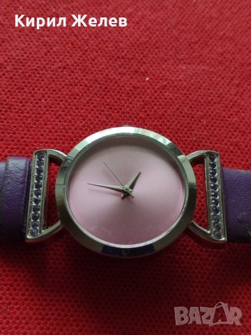 Луксозен дамски часовник с кожена каишкаAVON - 7865, снимка 2 - Дамски - 34798515