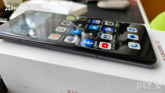 Телефон Xiaomi 12, 8GB/256GB Gray - отличен, снимка 3 - Xiaomi - 51921853