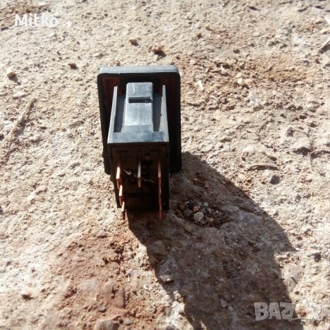 Бутон - Копче Аварийни За Опел Астра Ф 1996г / Opel Astra F 1996y, снимка 2 - Части - 44191862