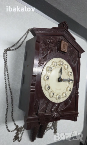 Стар руски часовник с кукувица Маяк, снимка 3 - Антикварни и старинни предмети - 53500396