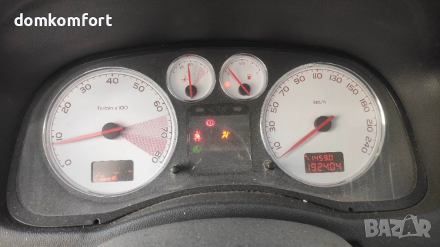 Продавам Пежо 307 cc, 1,6 бензин!, снимка 6 - Автомобили и джипове - 53659148