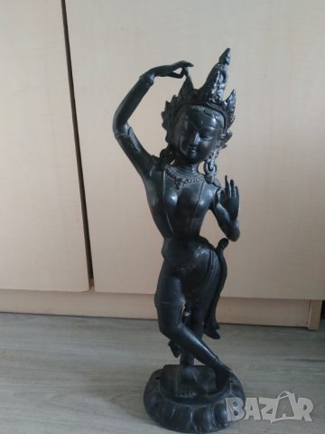 старинна,антична азиатска бронзова статутка