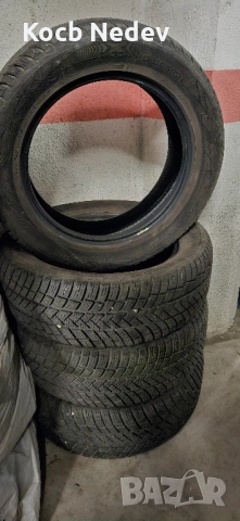 Зимни гуми 225/55/17 Vredestein 4 броя , снимка 1