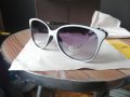 Спешно Намаление Прекрасни Дамски LV Louis Vuitton очила комплект в кутия, снимка 1 - Слънчеви и диоптрични очила - 34146652