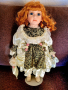Порцеланова колекционерска кукла на Leonardo! , снимка 1 - Колекции - 44919011