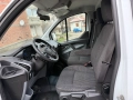 Ford Transit 2.2TDCi CUSTOM, снимка 10