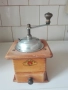 Микроскоп , пишеща машина и мелница за кафе., снимка 14