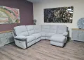 Сив ъглов диван от плат La-z-boy с електрически релаксиращ механизъм, снимка 1