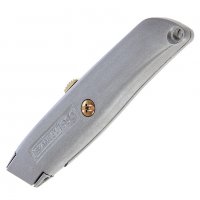 Нож Stanley макетен метален с трапецовидно прибиращо се острие 155х19 мм, снимка 2 - Други инструменти - 34000070