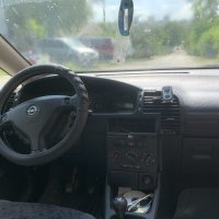 На части Opel  Zafira A 2.0 DTI 16v 101hp Опел Зафира А 2,0 ДТИ 16в 101кс, снимка 5 - Автомобили и джипове - 42047423