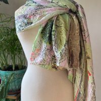 Летен шал в пастелни цветове, снимка 4 - Шалове - 44773419