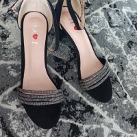 Обувки , снимка 6 - Дамски елегантни обувки - 41351139